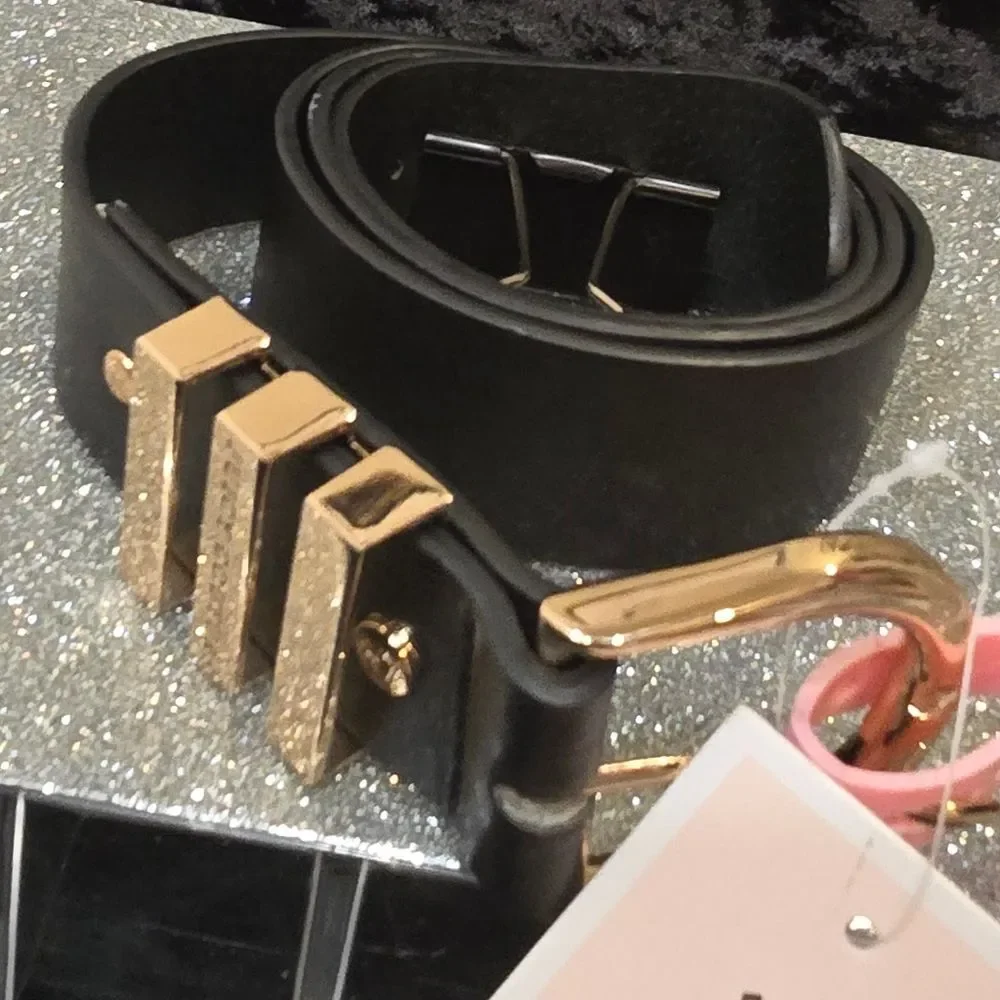 Juicy Couture Gold Logo Three Bar Belt-‎ Black